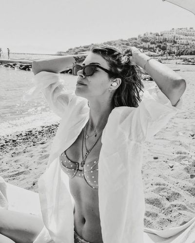 Deniz Baysal seksi ifşa fotoğrafı 77