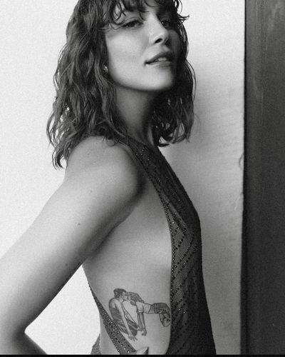 Deniz Işın seksi ifşa fotoğrafı 14