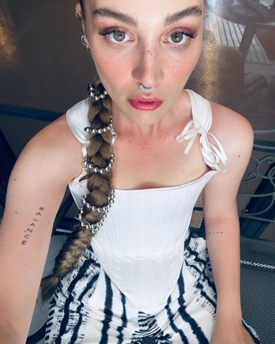 Deniz Işın seksi ifşa fotoğrafı 16