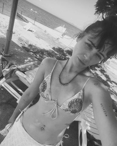 Deniz Işın seksi ifşa fotoğrafı 89