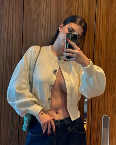Derin Talu seksi ifşa fotoğrafı 22