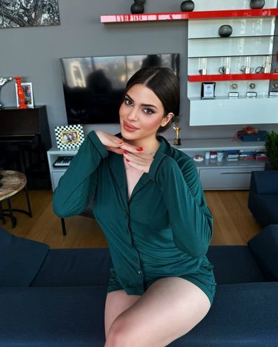Derin Talu seksi ifşa fotoğrafı 28