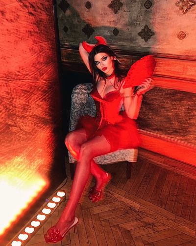 Derin Talu seksi ifşa fotoğrafı 36