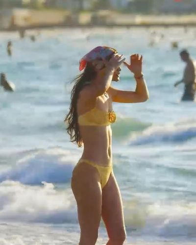 Derya Pınar Ak seksi ifşa fotoğrafı 53