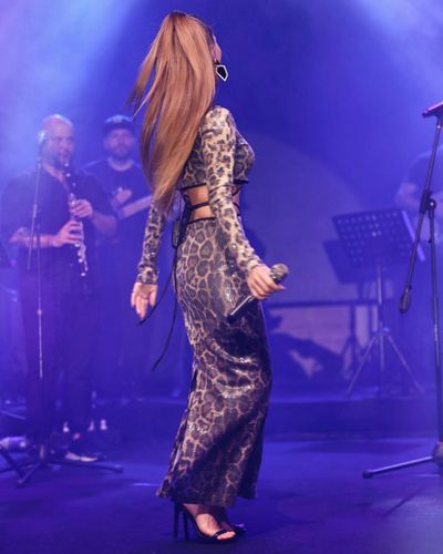 Derya Uluğ seksi ifşa fotoğrafı 161