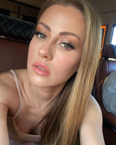 Derya Uluğ seksi ifşa fotoğrafı 80