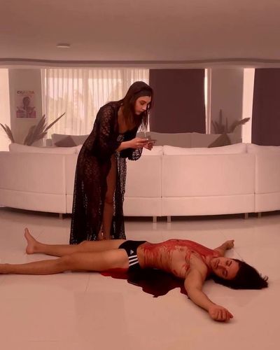 Dila Yağcı seksi ifşa fotoğrafı 17 — Çıplak (2020)