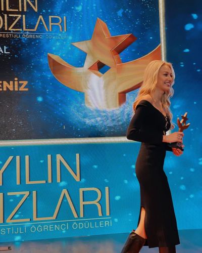 Dilan Çiçek Deniz seksi ifşa fotoğrafı 88587