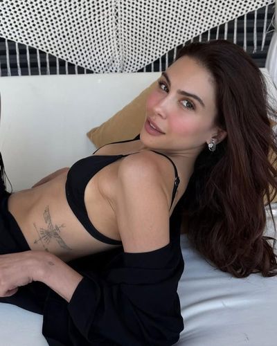 Dilara Akyüksek seksi ifşa fotoğrafı 126
