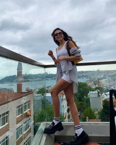 Dilara Akyüksek seksi ifşa fotoğrafı 31