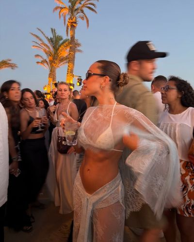 Dilara Aydın seksi ifşa fotoğrafı 81