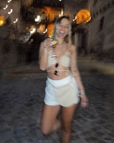 Dilara Aydın seksi ifşa fotoğrafı 8