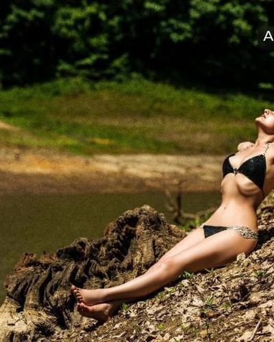 Dilek Kaya Sexy And Hot Photo Collection