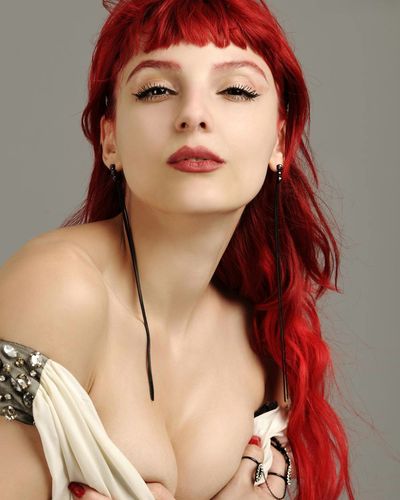Dilek Kaya Sexy And Hot Photo Collection