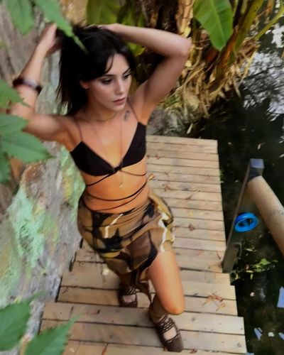 Dilin Döğer seksi ifşa fotoğrafı 53