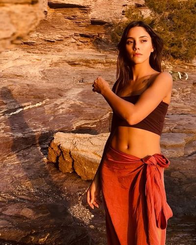 Dilin Döğer seksi ifşa fotoğrafı 88