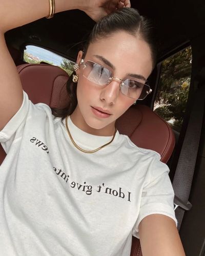 Dilin Döğer seksi ifşa fotoğrafı 644