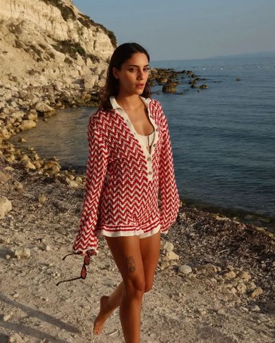 Dilin Döğer seksi ifşa fotoğrafı 642