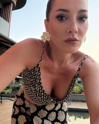 Dolunay Soysert seksi ifşa fotoğrafı 69