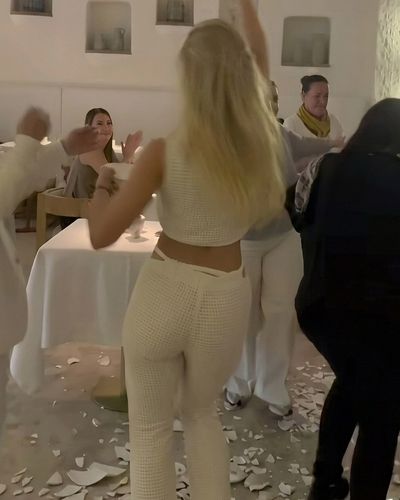 Duygu German seksi ifşa fotoğrafı 48