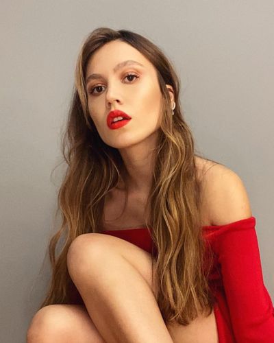 Duygu Özaslan seksi ifşa fotoğrafı 104