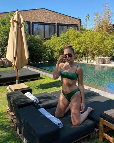 Duygu Özaslan seksi ifşa fotoğrafı 134