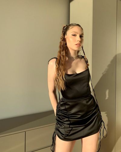 Duygu Özaslan seksi ifşa fotoğrafı 152