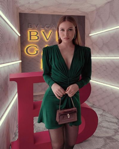 Duygu Özaslan seksi ifşa fotoğrafı 156