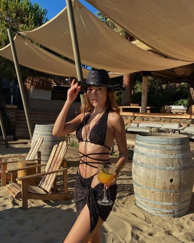 Duygu Özaslan seksi ifşa fotoğrafı 168