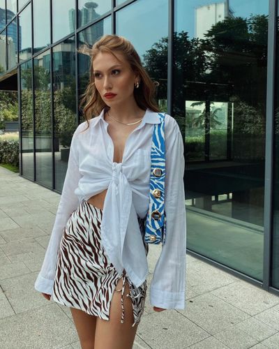 Duygu Özaslan seksi ifşa fotoğrafı 64