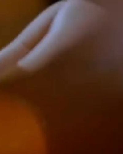 Duygu Şen seksi ifşa fotoğrafı 1 — Pars: Kiraz Operasyonu (2007)