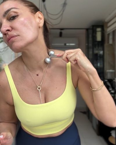 Ebru Akel seksi ifşa fotoğrafı 22