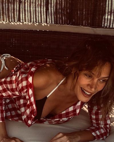 Ebru Cündübeyoğlu seksi ifşa fotoğrafı 3