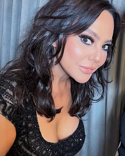 Ebru gündeş seksi ifşa fotoğrafı 2