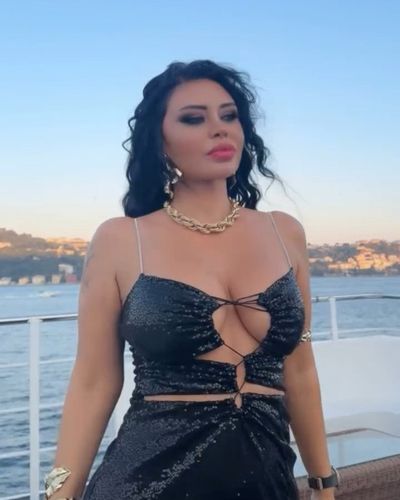 Ebru Polat seksi ifşa fotoğrafı 36