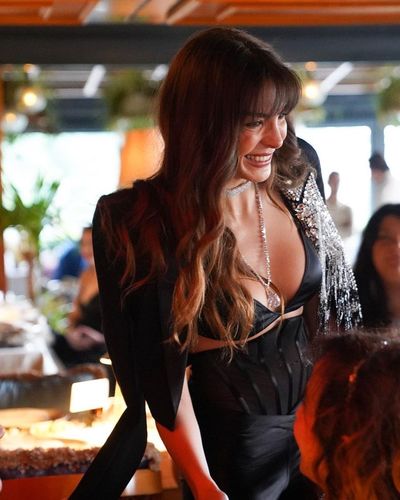 Ebru Şahin seksi ifşa fotoğrafı 100