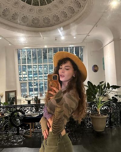 Ebru Şahin seksi ifşa fotoğrafı 11