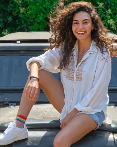 Ebru Şahin seksi ifşa fotoğrafı 256