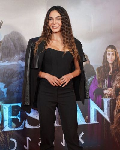 Ebru Şahin seksi ifşa fotoğrafı 336