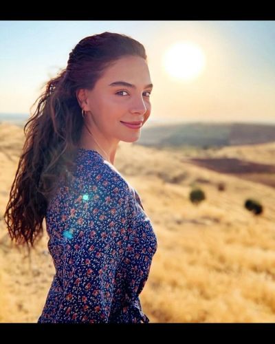 Ebru Şahin seksi ifşa fotoğrafı 450