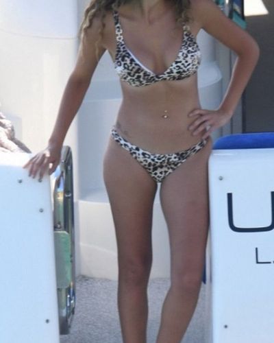 Ebru Şahin seksi ifşa fotoğrafı 656