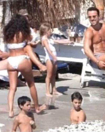 Ebru Şahin seksi ifşa fotoğrafı 661