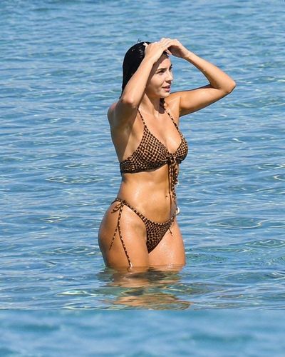 Ebru Şahin seksi ifşa fotoğrafı 668