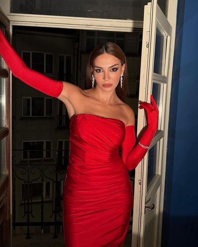 Ebru Şahin seksi ifşa fotoğrafı 69