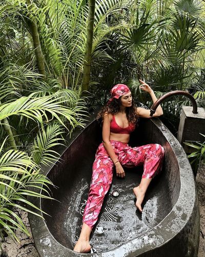 Ebru Şahin seksi ifşa fotoğrafı 86