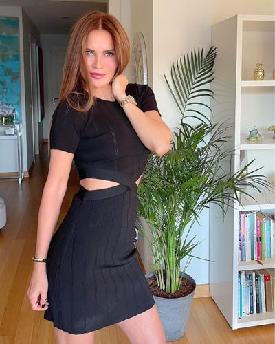 Ebru Şallı seksi ifşa fotoğrafı 48