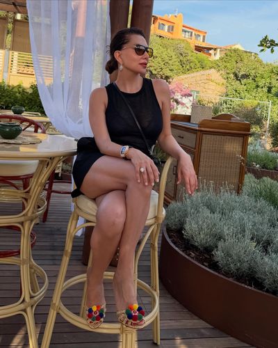 Ebru Yaşar seksi ifşa fotoğrafı 7