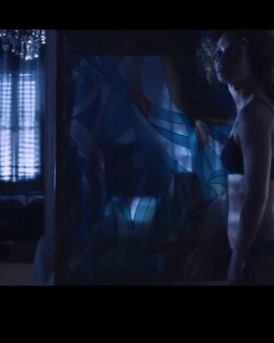 Ece Dizdar seksi ifşa fotoğrafı 17 — Çekmeceler (2015)