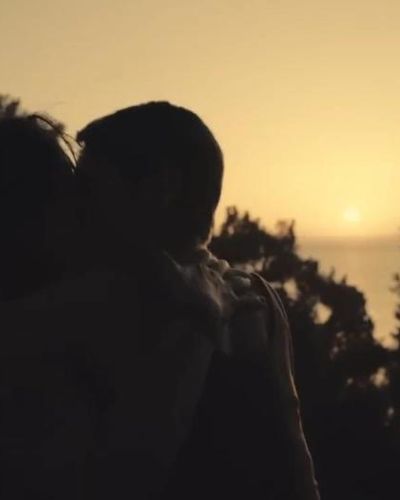 Ece Dizdar seksi ifşa fotoğrafı 4 — Aşk, Büyü, Vesaire (2019)