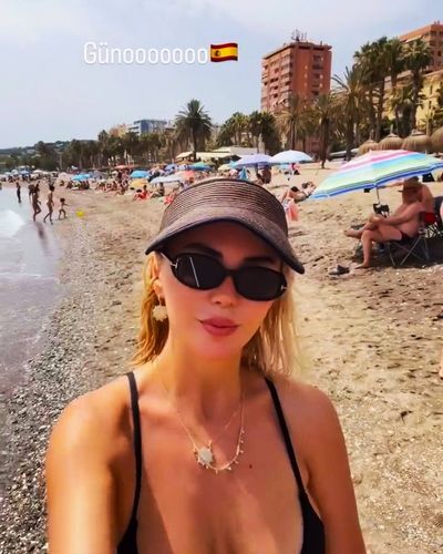 Ece Erken seksi ifşa fotoğrafı 65
